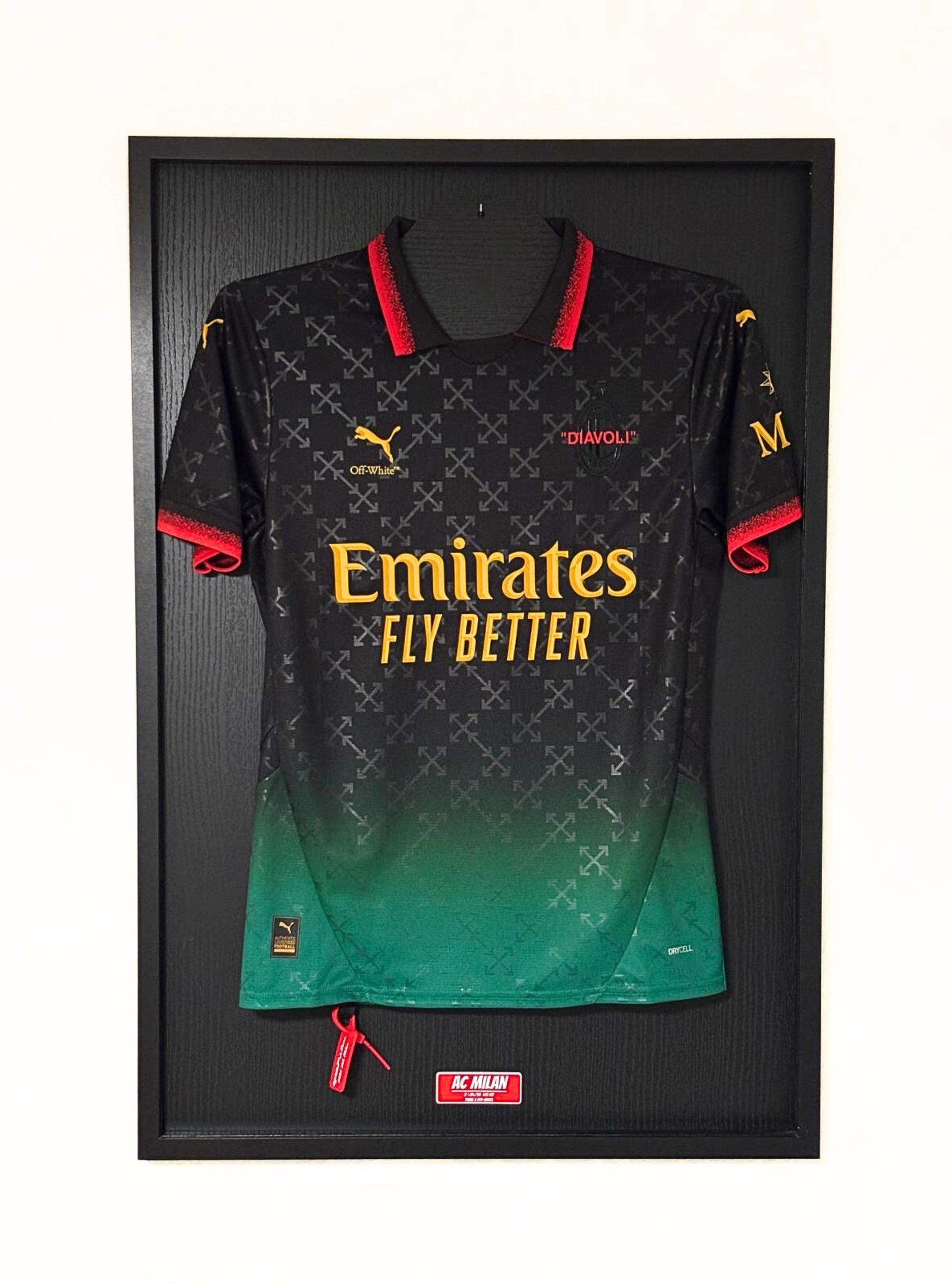 HIP MY WALL Fußball-Rahmen | AC Milan Off-White Special Edition Trikot