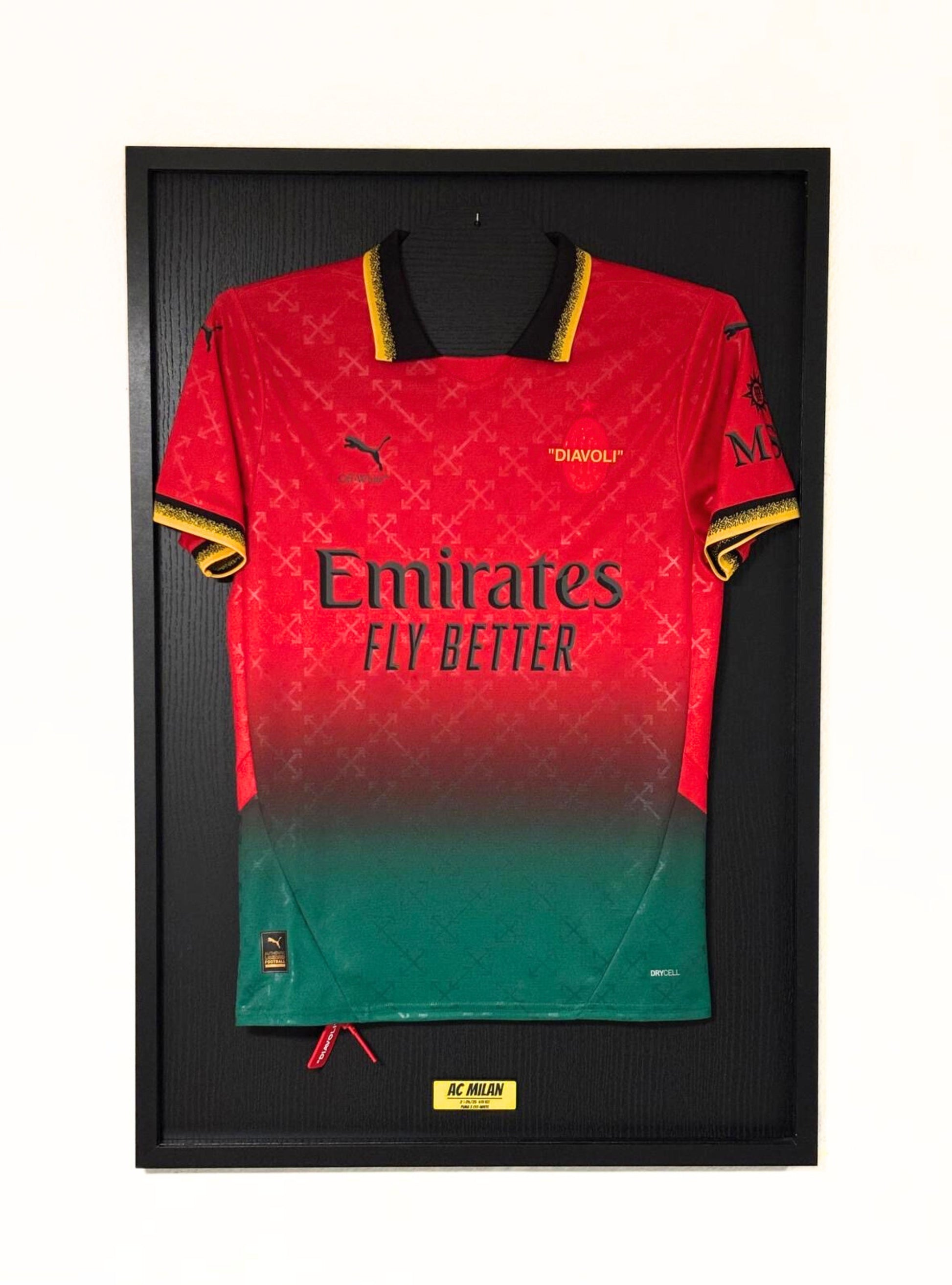 HIP MY WALL Fußball-Rahmen | AC Milan Off-White Special Edition Trikot