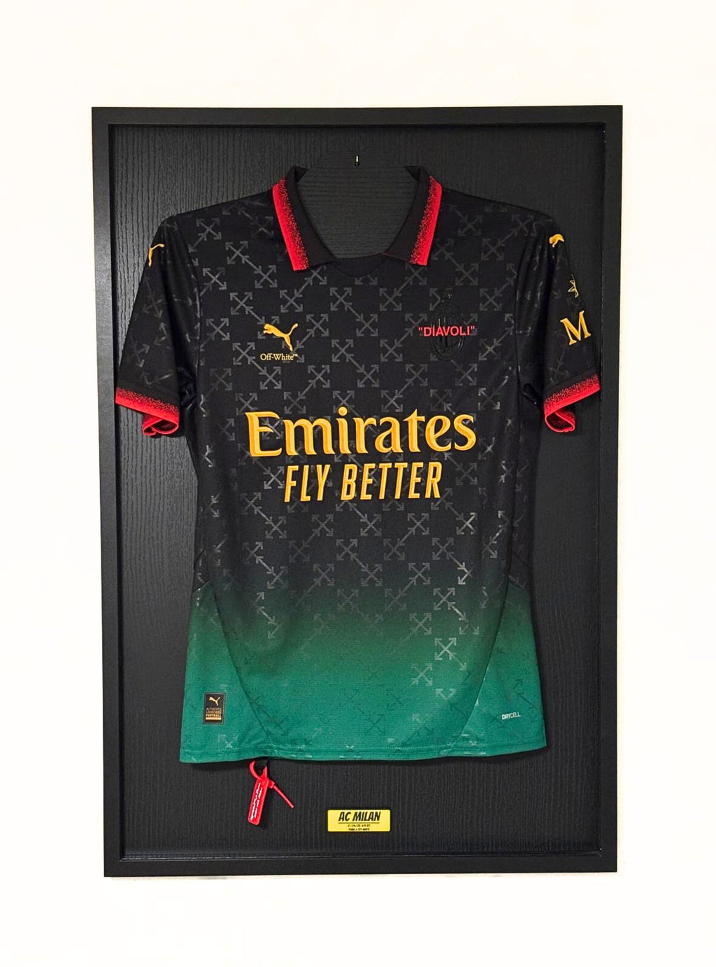 HIP MY WALL Fußball-Rahmen | AC Milan Off-White Special Edition Trikot