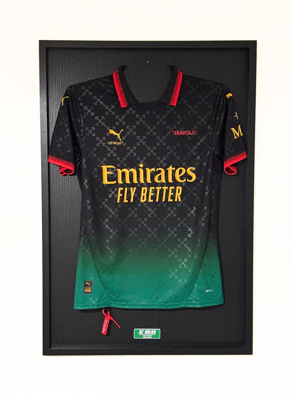 HIP MY WALL Fußball-Rahmen | AC Milan Off-White Special Edition Trikot
