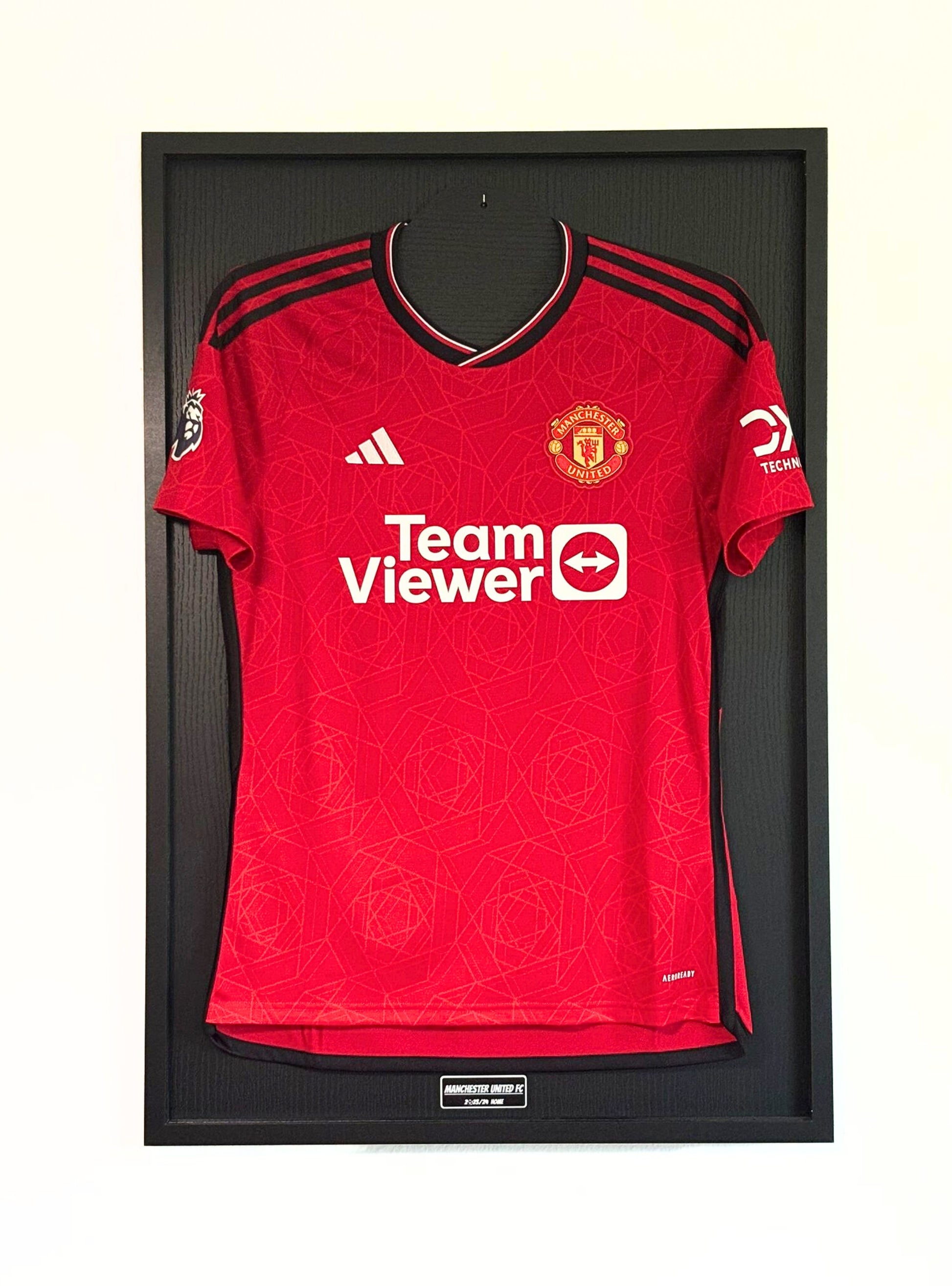 HIP MY WALL Fußball-Rahmen | Manchester United Home Trikot 2023/24